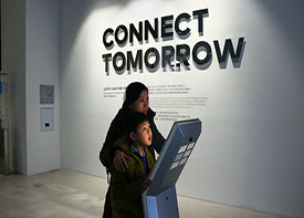 连接明天：中国孩子在韩国三星体验未来生活方式